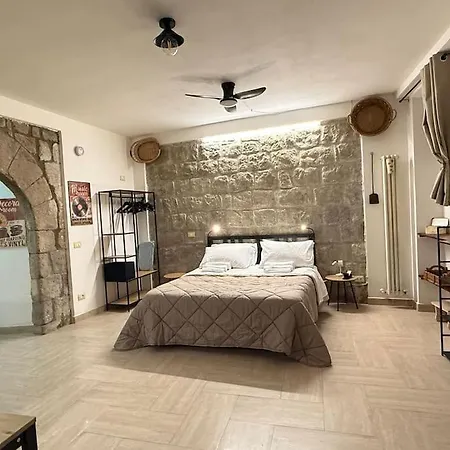 Apartment San Peter Door
