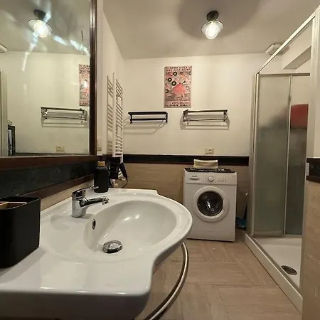 San Peter Door Apartment *